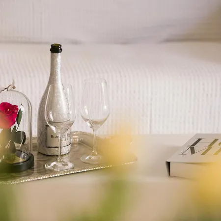 Apartment White Elegant Thessaloniki