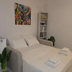 White Elegant Apartamento