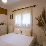 White Elegant Tesalónica