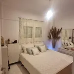 White Elegant Apartamento