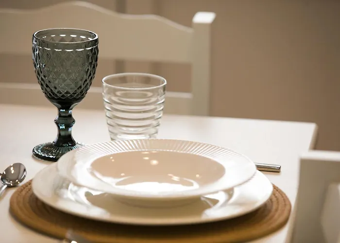 White Elegant Daire Selanik