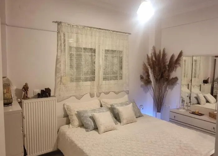 White Elegant Appartement