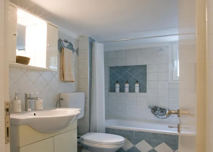 White Elegant * Selanik